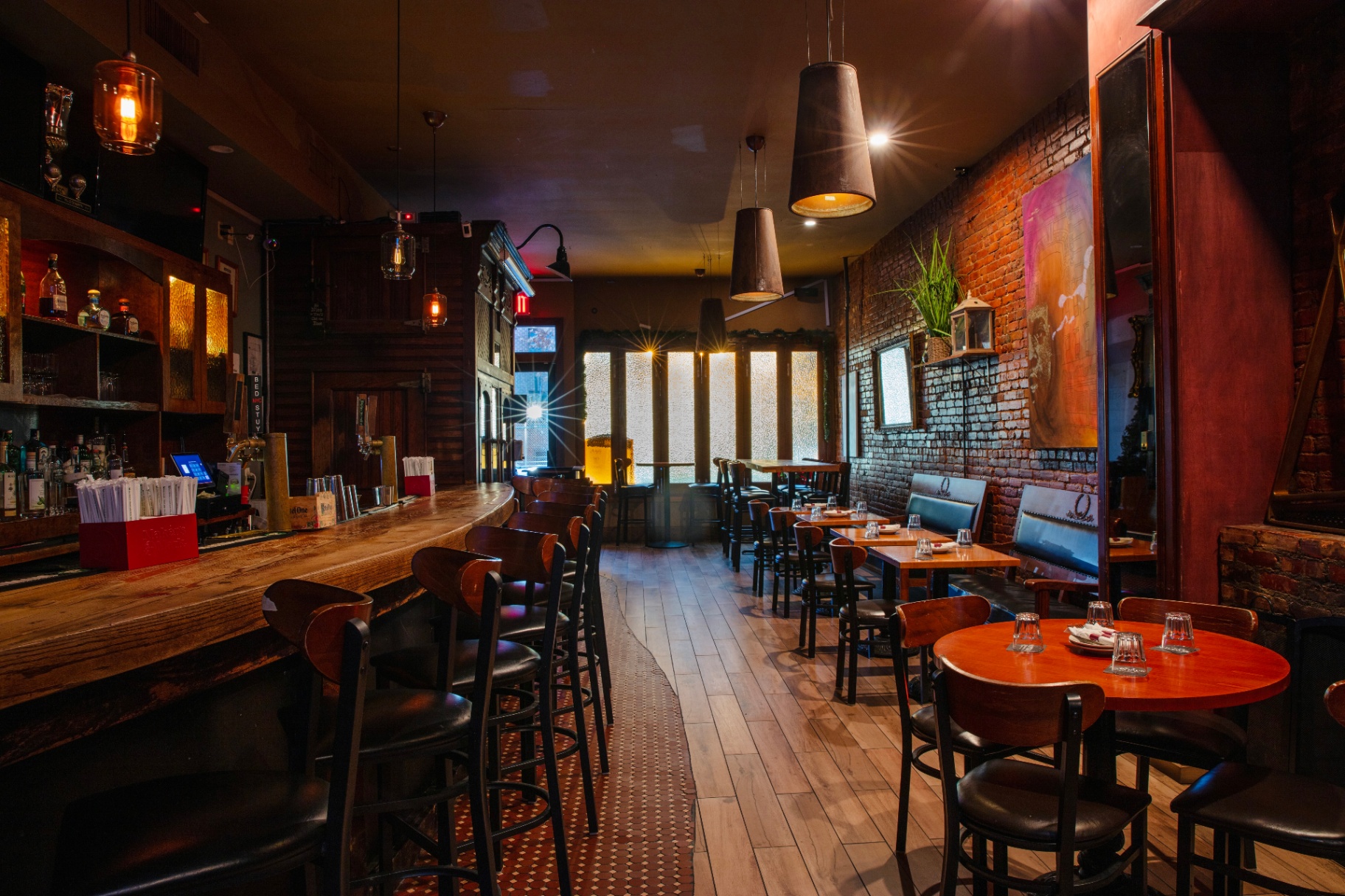 Rustik Tavern dining room interior